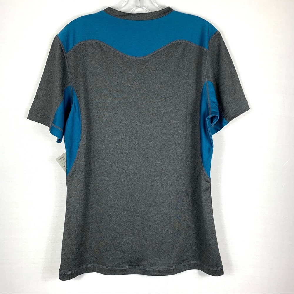 NWT Reebok Short Compression sleeve tee - Picture 2 of 3